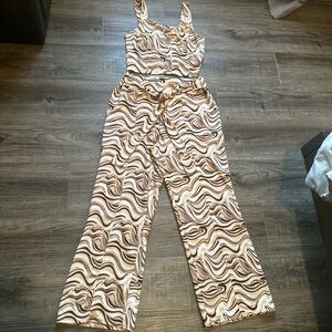 Never worn women’s set